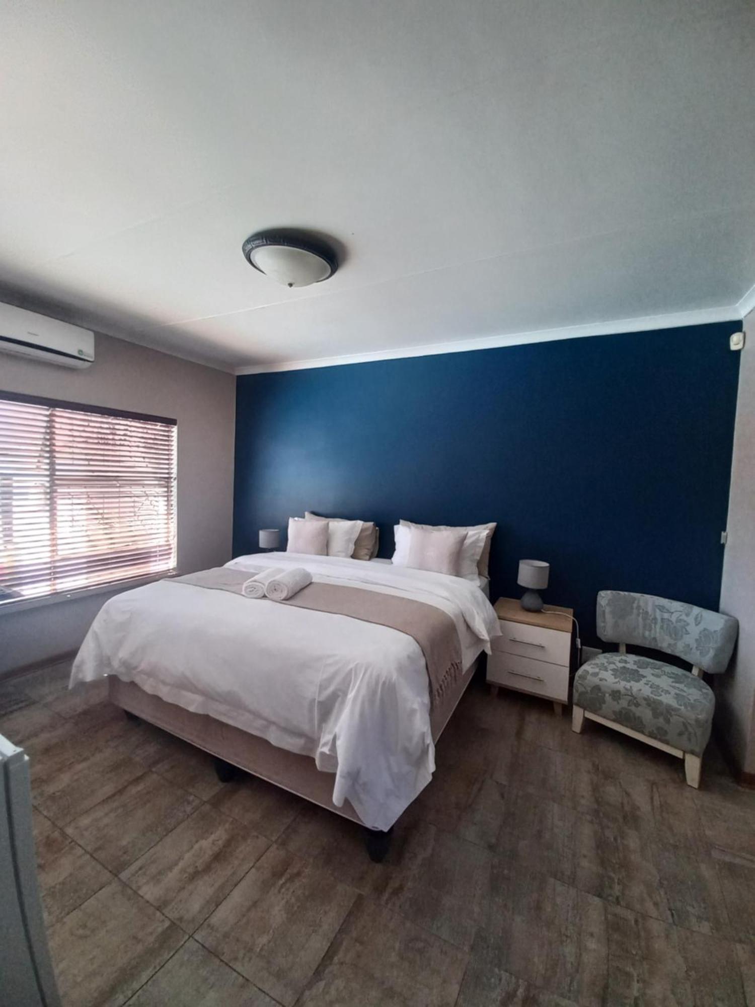 28 At Van Den Bos International Guesthouse Edenvale Eksteriør bilde